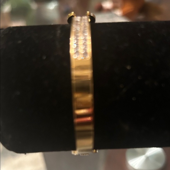 Chic Gold toned and Silver Bracelet…open to offers!! Looks above average!! - Picture 2 of 5